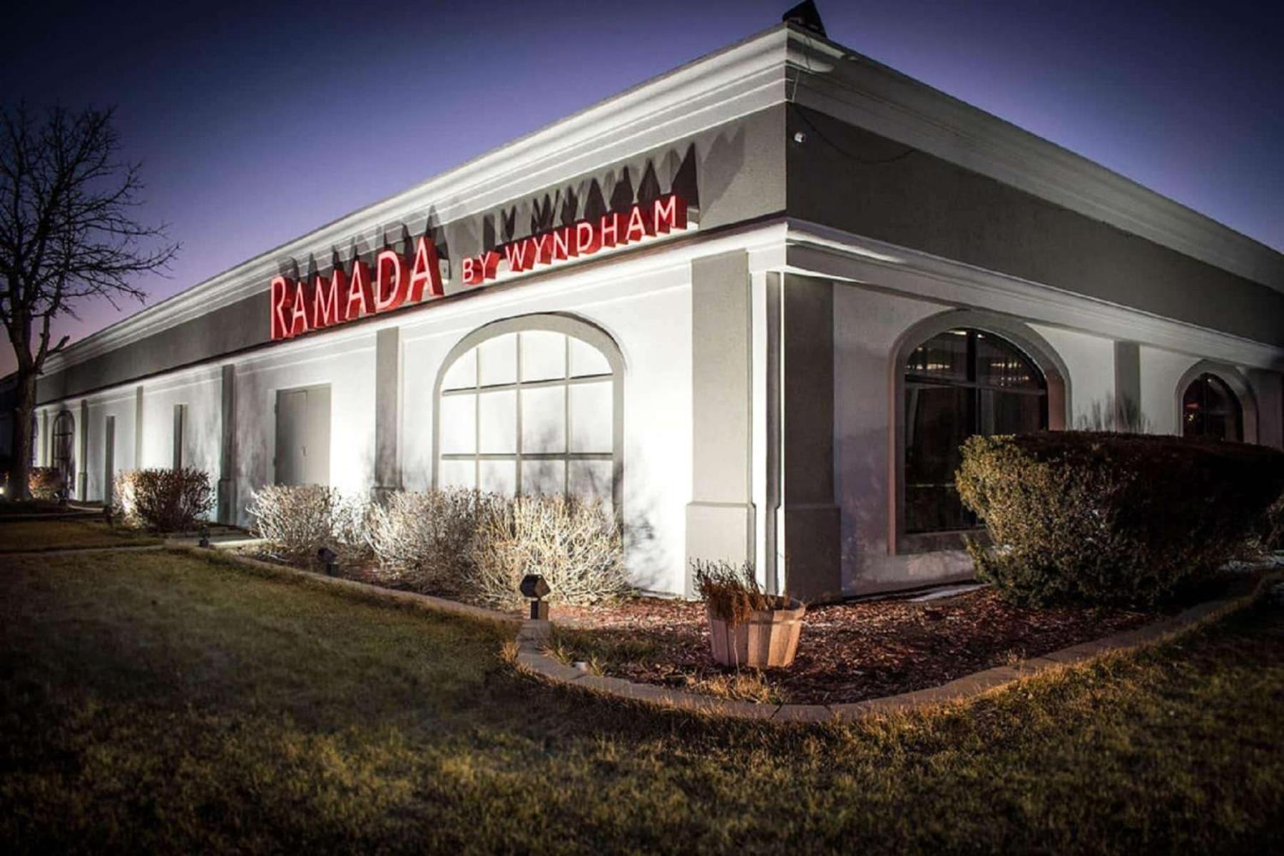 Ramada By Wyndham North Platte Hotel Kültér fotó